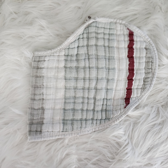 Bundle of Aden + Anais Cotton Muslim Burpy Bib, One Size - Picture 3 of 13